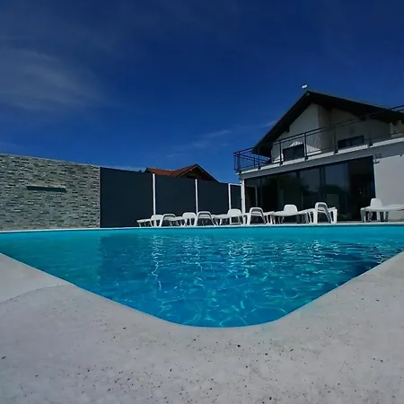 Dreamhome Music-gomjenica Villa