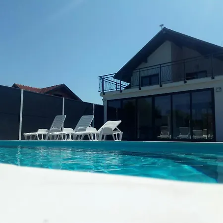 Dreamhome Music-gomjenica Prijedor